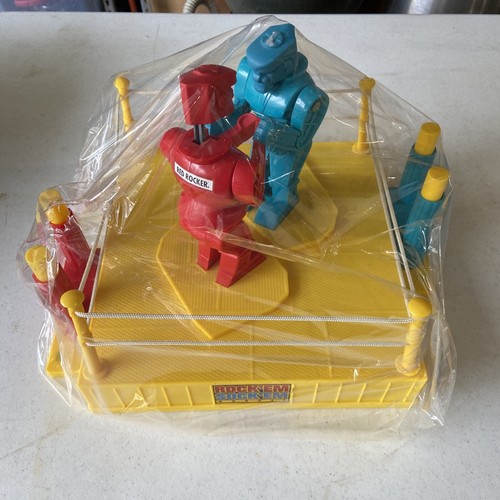 Mattel Games Rock 'Em Sock 'Em Robots Boxing Game 