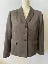 SUIT STUDIO  women’s Blazer Jacket Brown Three Button Front  Size 14 Petite