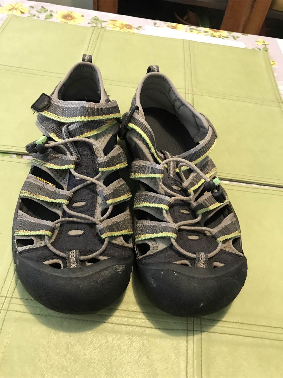 Scarpe sandali da trekking impermeabili vintage Clean Keen lime e grigio taglia 7