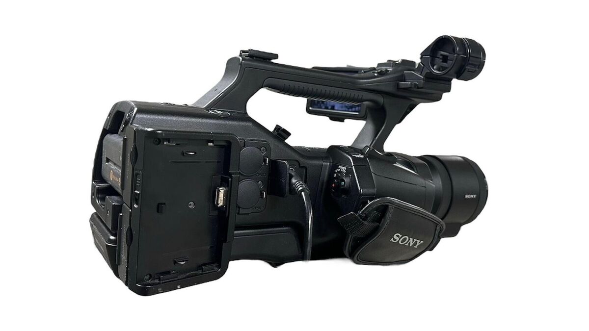 Sony NEX-EA50U NXCAM Camcorder With 18-200mm Zoom | eBay Sony NEX-EA50U NXCAM Camcorder With 18-200mm Zoom | eBay