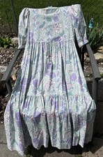 Vtg Laura Ashley Great Britain Prairie Cotton Floral Dress Women s Size 12