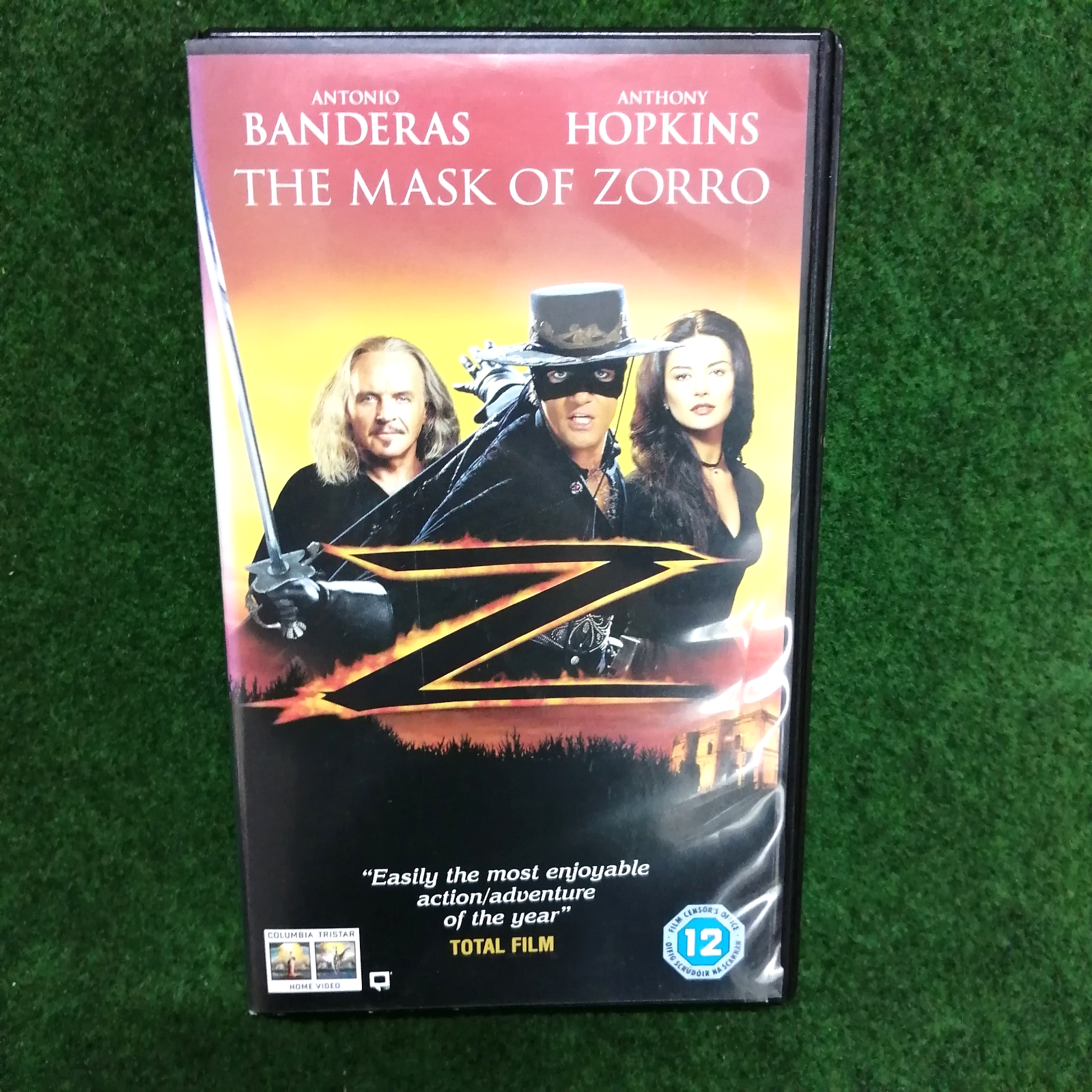 The Mask of Zorro VHS Tape Rare Retro Movie Antonio Banderas Anthony Hopkins
