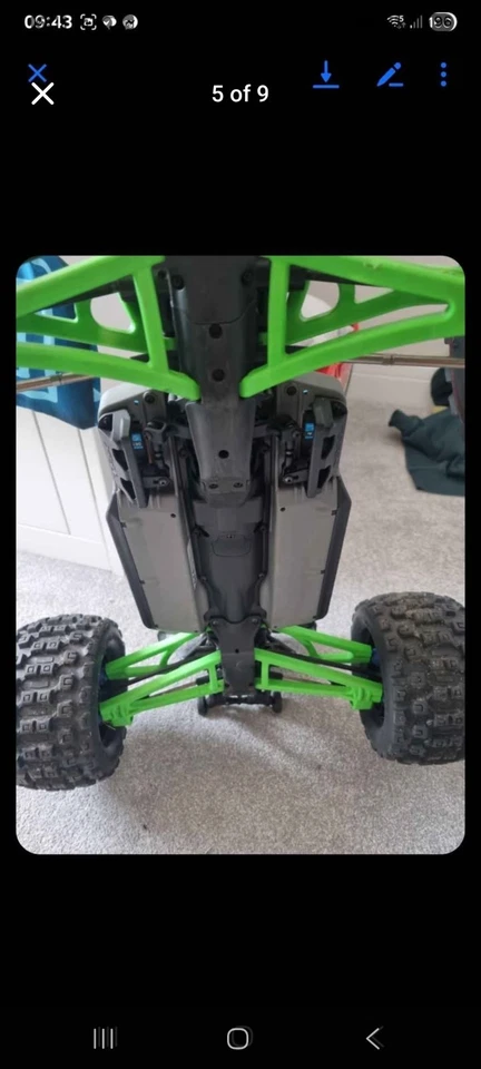 traxxas e revo 2.0 brushless 6s truggy with upgrades - Image 4 of 4