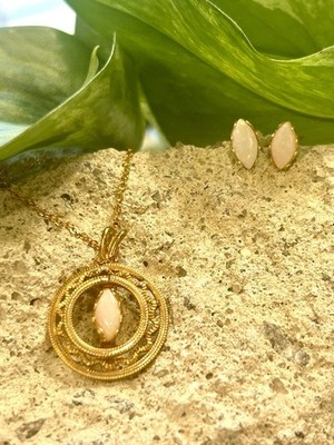 NOS Vintage DEC Curtis 14k Gold Filled 16 Inch Opal Pendant & Earring Set