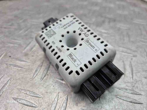 VW GOLF VII Variant BA5, BV5 Antennenverstärker  5Q0035570 1.60 Diesel 32384944