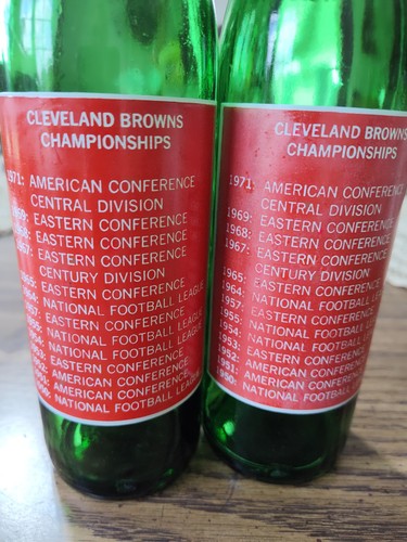2 - Vintage 1974 ~ 7up Commemorative 16oz Bottle ~ NFL Cleveland Browns ~ - Picture 2 of 5