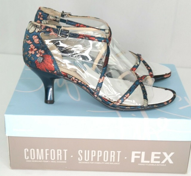 life stride flaunt