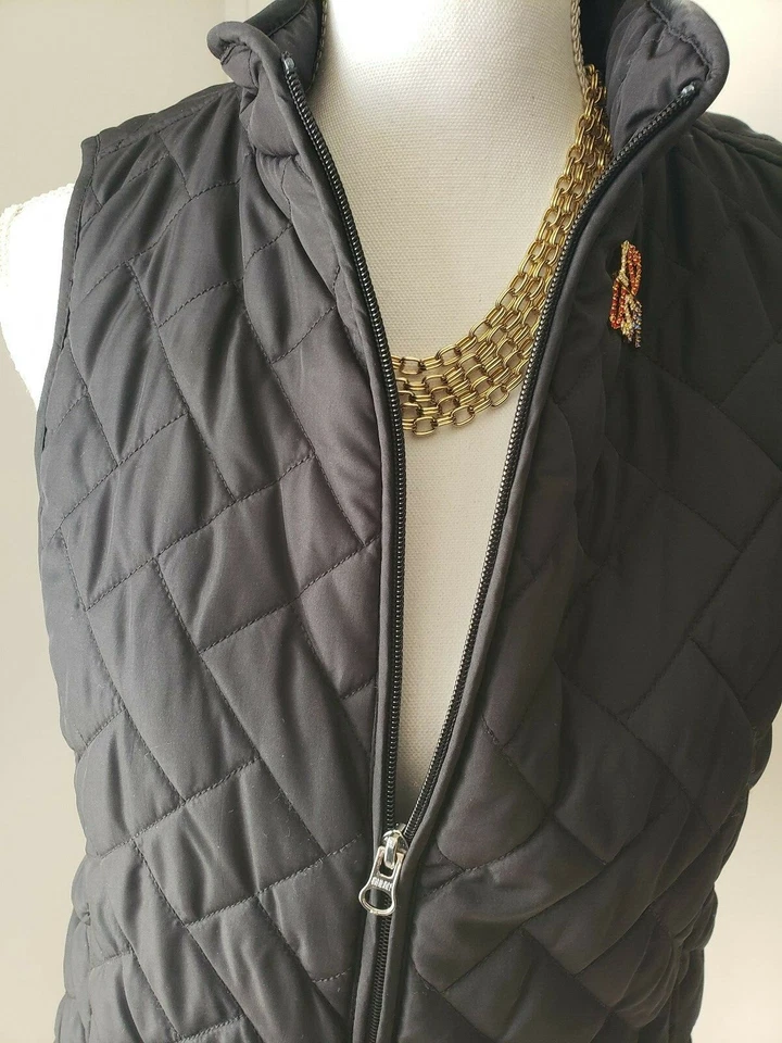 Croft and Barrow Womens Black Full Zip Quilted Vest With Bonus Pin Small S - Image 4 of 4