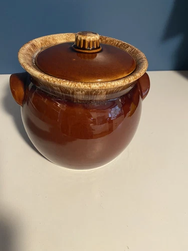Vtg Hull Brown Drip Bean Pot/Cookie Jar Oven Proof 2 qt Size *Great Condition!