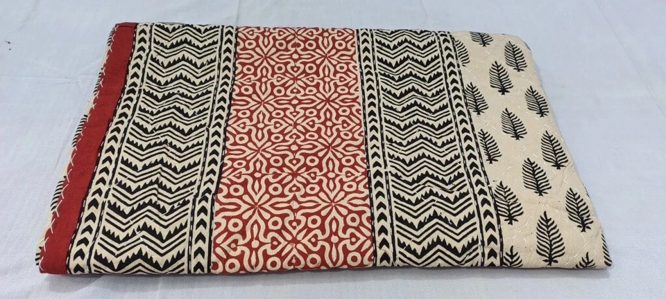 Colcha manta edredón Kantha de algodón tamaño queen con estampado de bloques de mano indio Foto 3 de 4