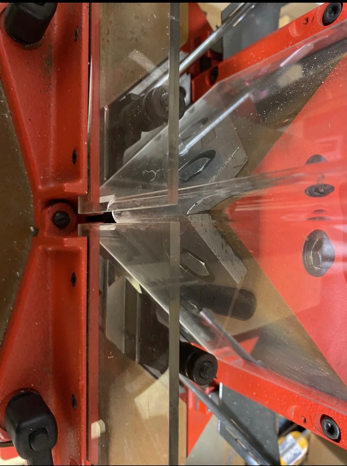 CHARNWOOD/FRAMERS CORNER Mitre Guillotine & Underpinner Picture