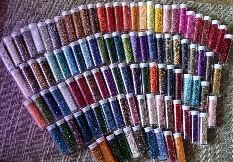 beaded job lot. 10 tubes . size 11/12 glass beads - Image 3 of 4