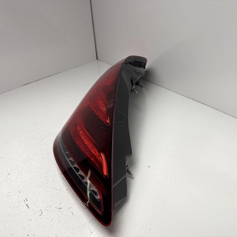 2018 2019 2020 Mercedes-Benz S-Class OEM LED Left Driver Tail Light A2229067104 - Image 3 of 4