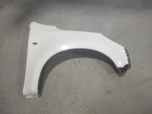HOLDEN COLORADO RIGHT GUARD RG/RG 7, W/ INDICATOR, NON SNORKEL TYPE, 01/12-12/14