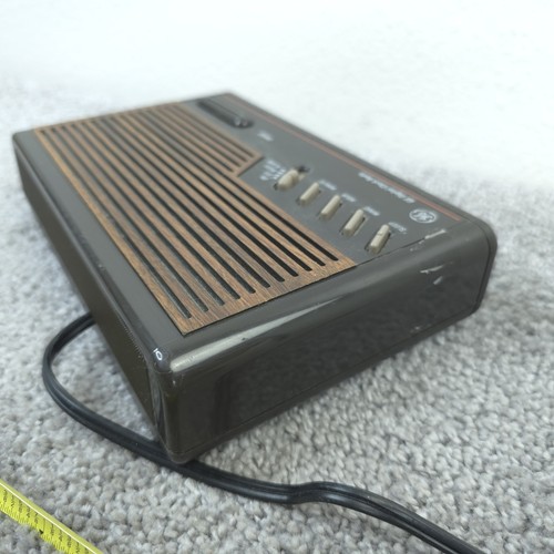GE 7-4612A AM FM Digital Alarm Clock Radio Battery Backup Wood Grain Working - Picture 6 of 9