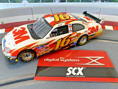 SCX DIGITAL NASCAR ''Greg Biffle 3M #16'' Ford Fusion COT 1/32 Slot Car NOS
