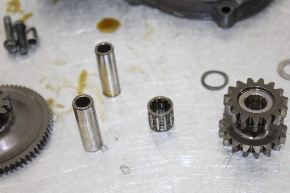 Оригинальная крышка ГРМ стартера муфты стартера 2004 2005 Suzuki Gsxr 600 750 - Изображение 3 из 4