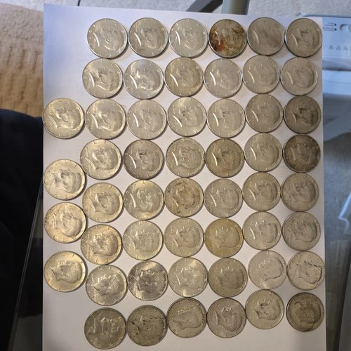 LOT 52 coins 40% Silver: 1966-1969 Kennedy Half Dollars LOT of 52 silver half $