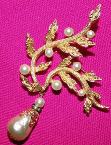 COROCRAFT signed 3 5/16 inch dangle pin--OMG!!