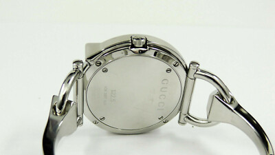 Gucci 122 Series Chiodo Mother-of-Pearl Dial Date Silver Tone