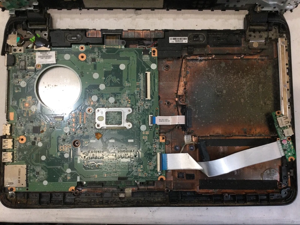 HP Pavilion 15-F211WM - INTEL PENTIUM - 4GB RAM - FOR PARTS -READ DESCRIPTION-BB - Image 2 of 4