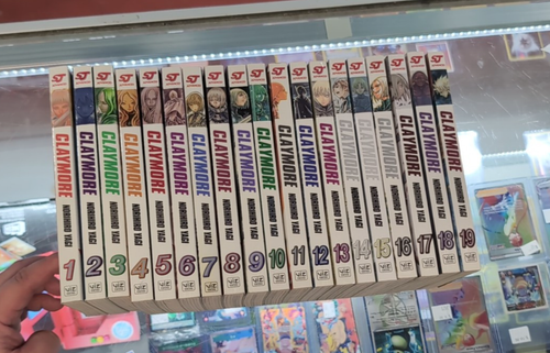 Claymore by Norihiro Yagi Volumes 1-16 Set English Manga - Picture 1 of 13