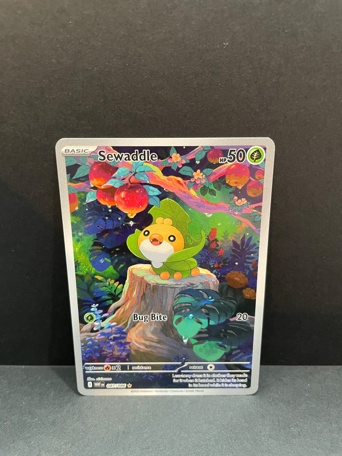 Sewaddle - 087/086 - Illustration Rare NM, English Pokemon White Flare