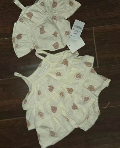 OFF WHITE Abito e berretto a strati bianco sporco taglia nuova con etichette set 2 pezzi GRAYSON MINI