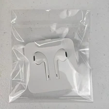 OEM Apple EarPods with Lightning Connector In Ear Canal Headset - White