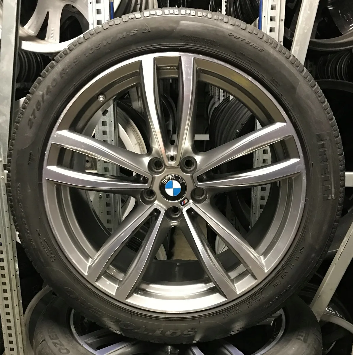 4 Orig BMW Winter Wheels Styling 647, M 245/45 R19 102V 6er G32 