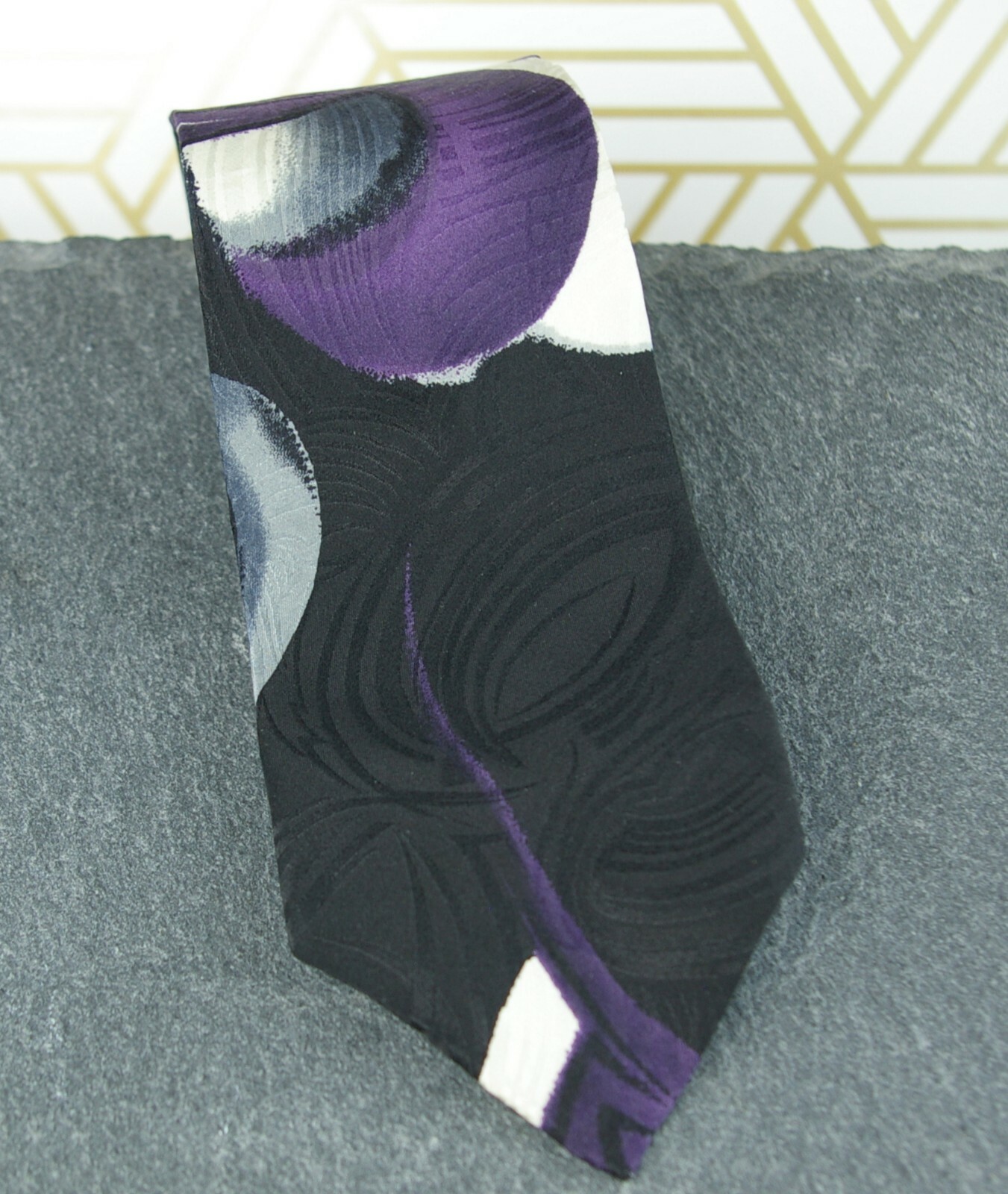 Picture 1 of 3