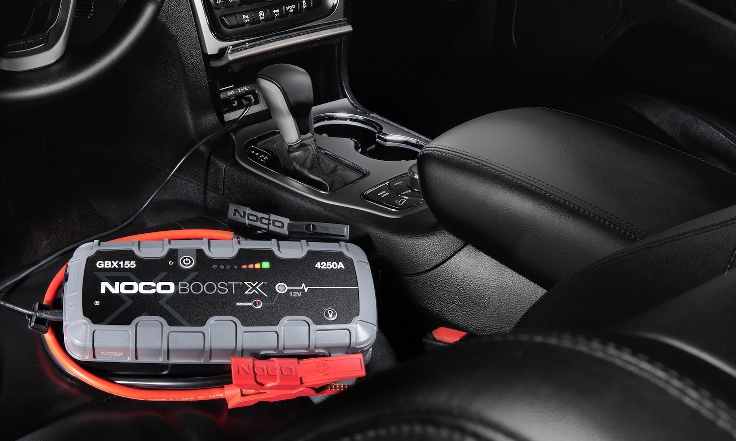 NOCO GBX155 Boost X UltraSafe Lithium Jump Starter 4250A 12 V