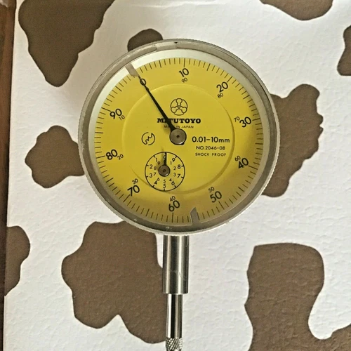 Mitutoyo No. 2046-08 Dial Indicator, 0.01-10mm Shock Proof Made In Japan