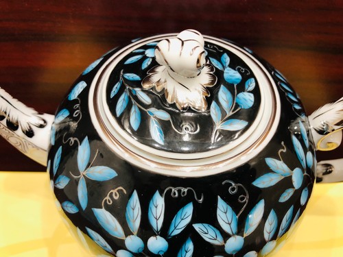 HEREND ZOVA BLACK-TQ-PLATINUM PATTERN,TEAPOT,BRAND NEW,MASTER PIECE,30fl OZ hold - Picture 4 of 8