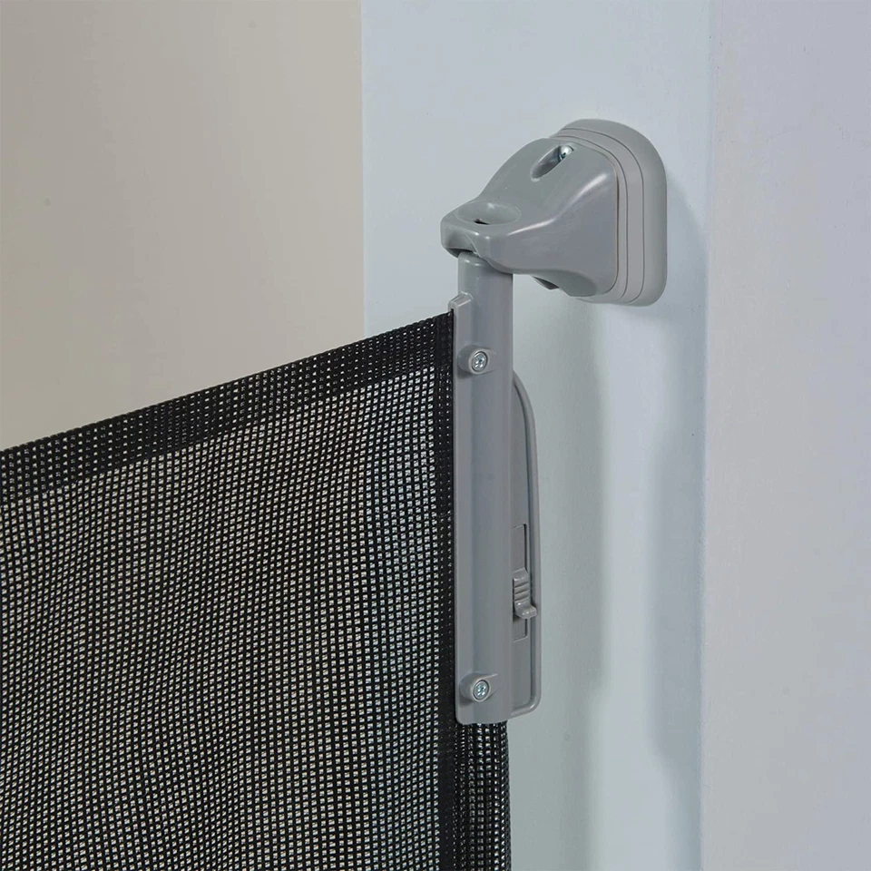 KidCo Retractable Safeway Mesh Quick Release Baby Toddler Safety Gate (Used) - Image 2 of 4