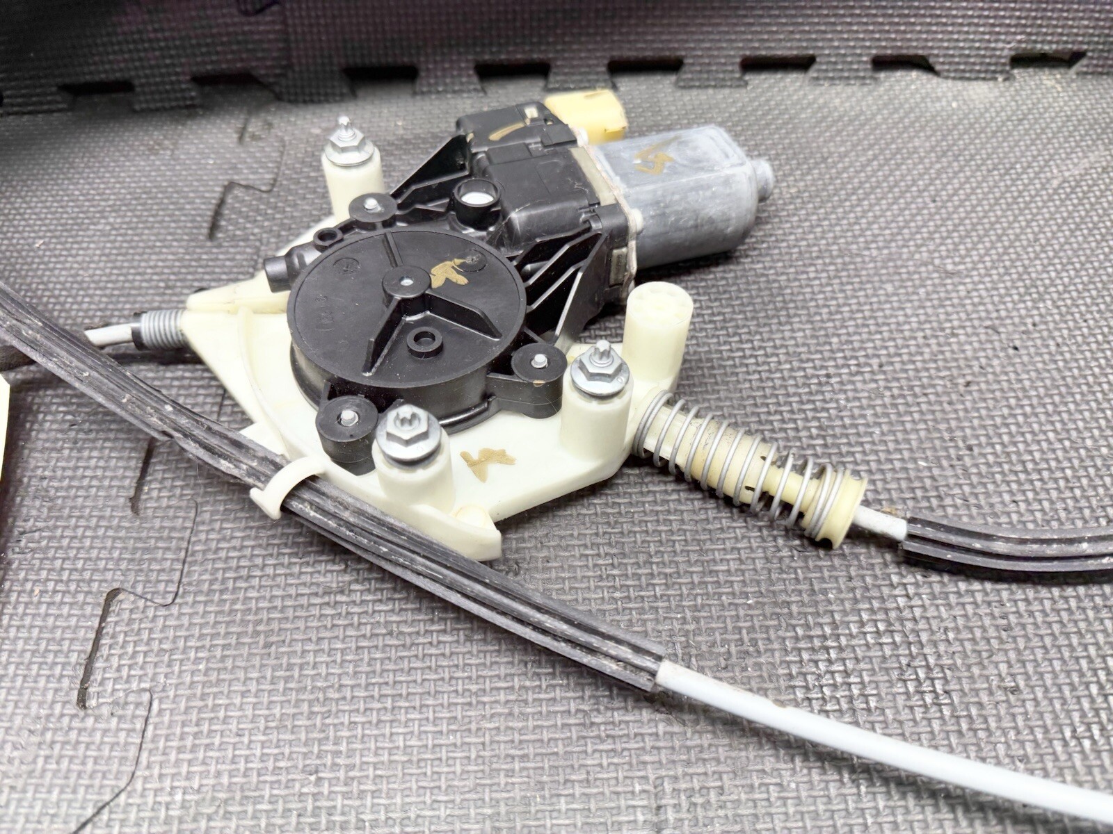 ⭐️2014-2022 Maserati Quattroporte Ghibli FRONT LEFT Window Regulator Motor OEM