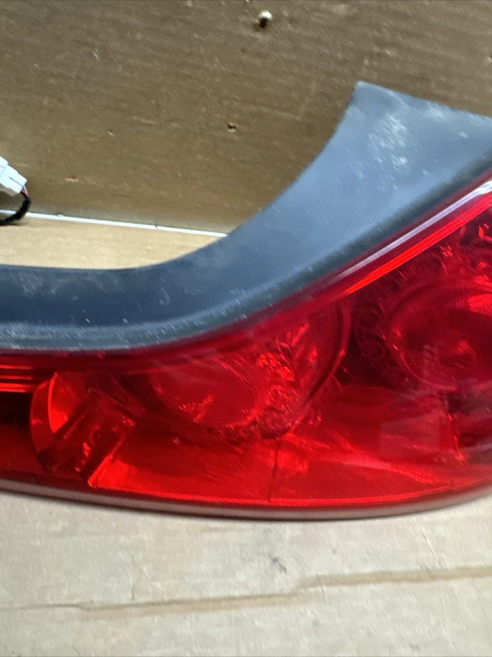 Задний фонарь 2008-2013 Infiniti G37 купе правосторонний со стороны пассажира оригинальный фонарь G37s G37x - Изображение 4 из 4