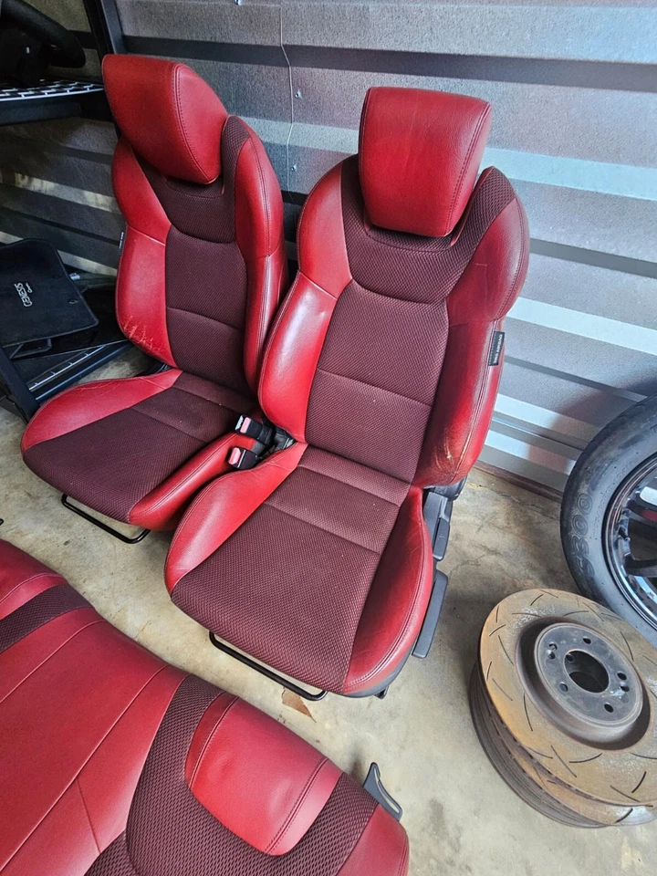 Juego de asientos delanteros y traseros 13 14 15 16 Hyundai Genesis Coupe Foto 3 de 3