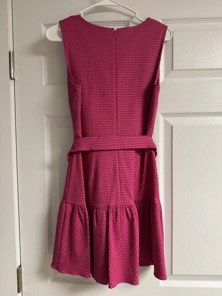 Vestido AMANDA UPRICHARD Selena en Arándano Talla Mediana Foto 3 de 3