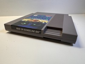 Raid on Bungeling Bay (Nintendo NES, 1987) 5-SCREW VARIANT Authentic Nice Labels