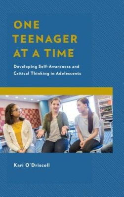Ein Teenager nach dem anderen: Entwicklung von Selbsterkenntnis und kritischem Denken in