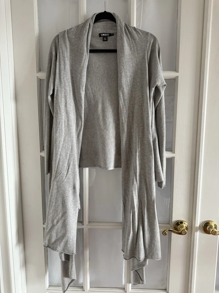 Acogedor suéter envolvente DKNY 12 formas gris talla P/S seda/algodón/cachemira Foto 4 de 4