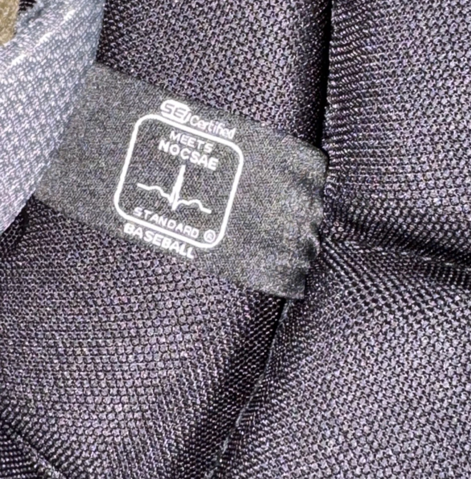 Protector de pecho Under Armour UA Pro 4 Series adulto 16,5 pulgadas Foto 3 de 4