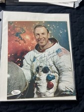 JAMES JIM LOVELL signed 8x10 NASA ASTRONAUT photo JSA