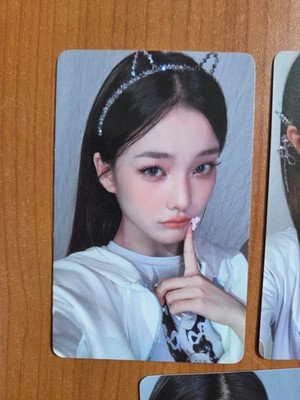 Iroha ILLIT Weverse POB Photocard Album bomb Official Kpop Studio