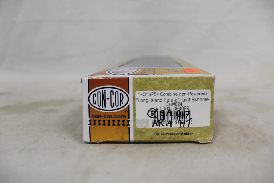 Con-Cor "HO" mP45 Combine (sin alimentación) "Long Island Futura Paint Scheme Car #624 Foto 2 de 4