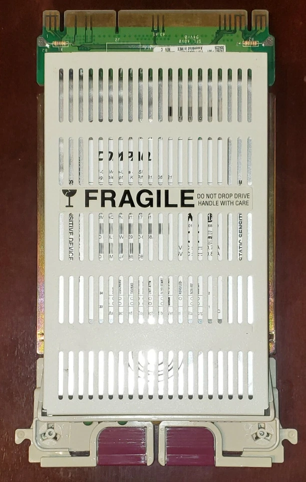 NEW 313715-001 HP Compaq 9.1GB Wide-UltraSCSI Hotswap Drive in Tray - Image 3 of 3