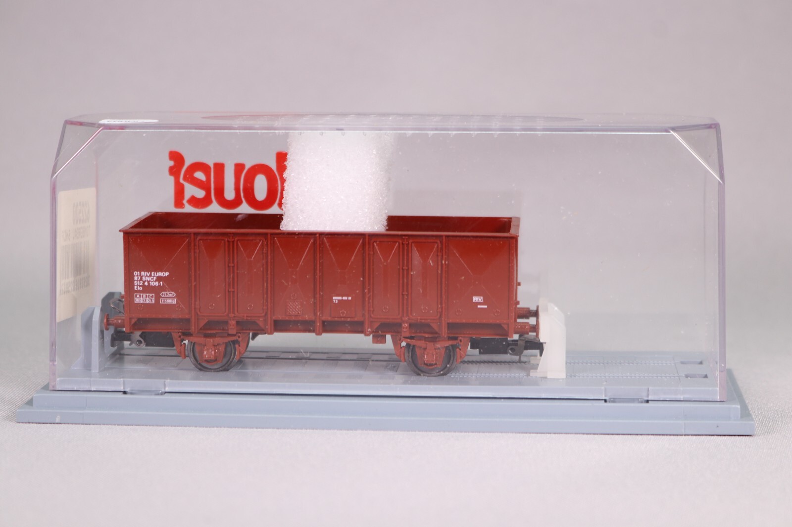 Ivonne D 122D61