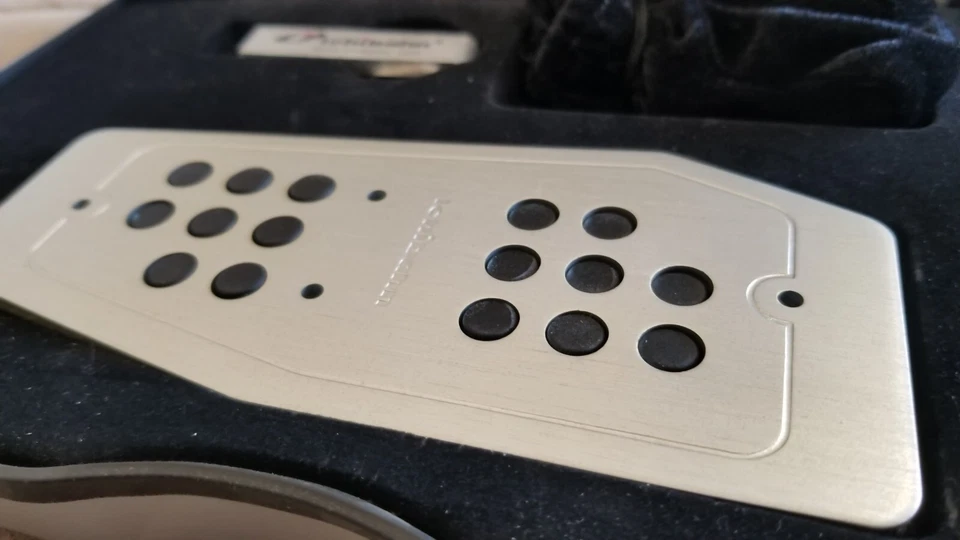 Ichibahn Serie Spot Billet Aluminio Cepillado Manual Pedal Muerto Universal IDP124 Foto 4 de 4