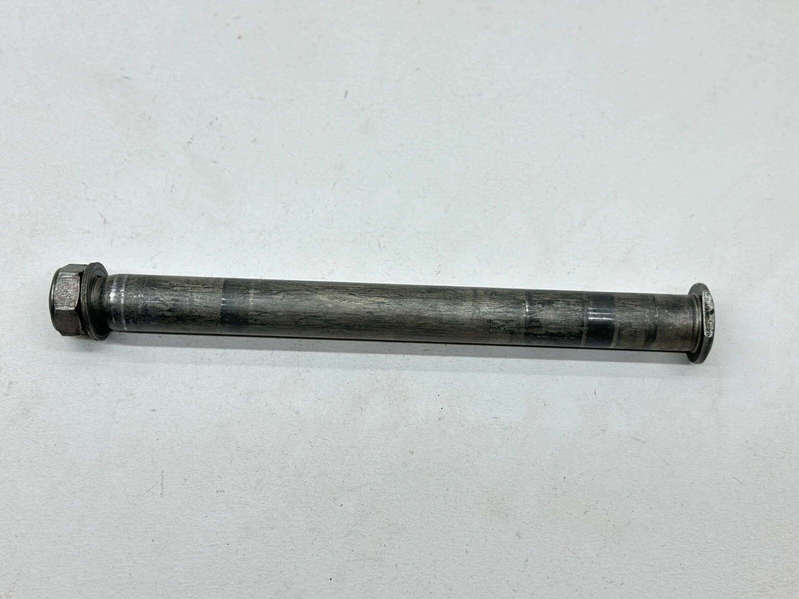 2014 Yamaha R6 Rear Wheel Axle Bolt Nut Spindle 2C0-25381-10-00 OEM YZFR6 YZF R6